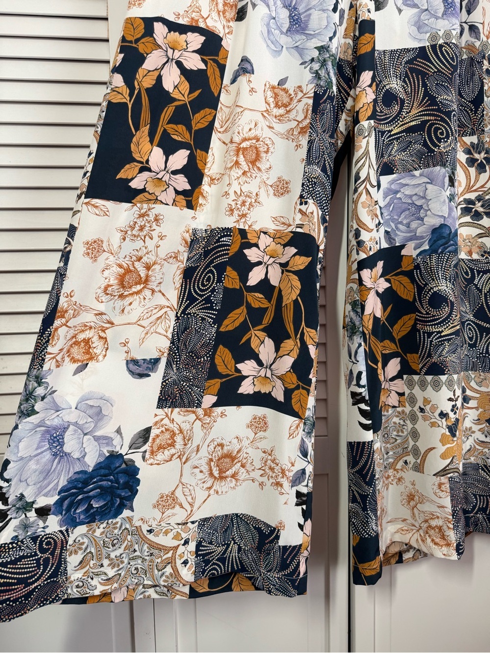 Johnny Was Jade Polaris Silk Easy Pant Wide Leg Patchwork Print Floaty Large NWT - Picture 5 of 9